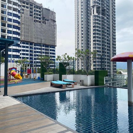 Reizz Residence By Leo Suites クアラルンプール エクステリア 写真