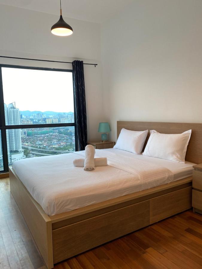 Reizz Residence By Leo Suites クアラルンプール エクステリア 写真