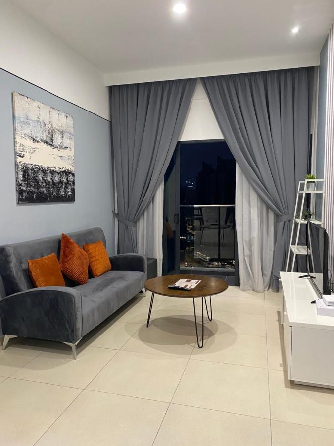 Reizz Residence By Leo Suites クアラルンプール エクステリア 写真