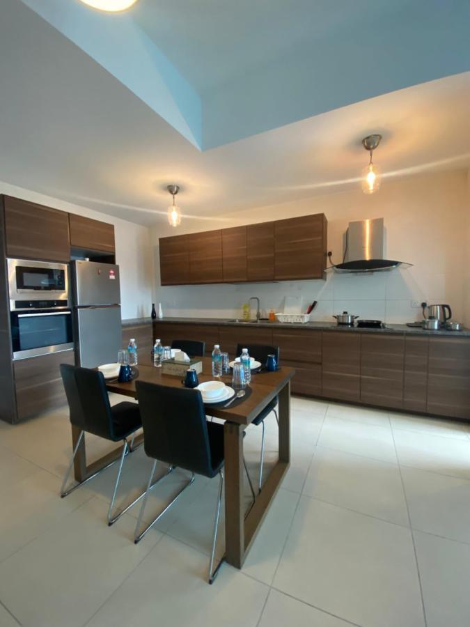 Reizz Residence By Leo Suites クアラルンプール エクステリア 写真