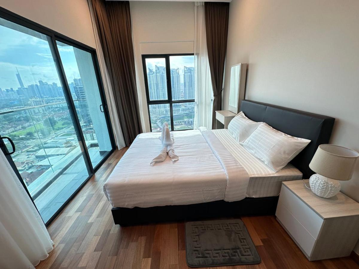 Reizz Residence By Leo Suites クアラルンプール エクステリア 写真